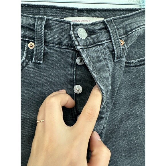 Levi's Wedgie Straight Button Fly Jeans Black Distressed High Rise Women's 26 - Picture 3 of 7